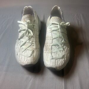 Nike Space Hippie 04 Womens Size 8.5 Barely‎ Green Sneakers Shoes DA2725-300